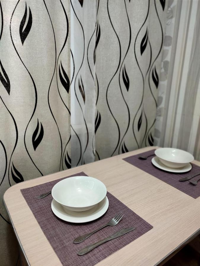 Стандарт Апартаменты Ул.Урицкого 74 Pavlodar Exterior photo